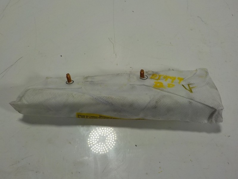 Recambio de airbag lateral delantero derecho para toyota yaris hybrid active referencia OEM IAM 739100D062 739100D062 102289616