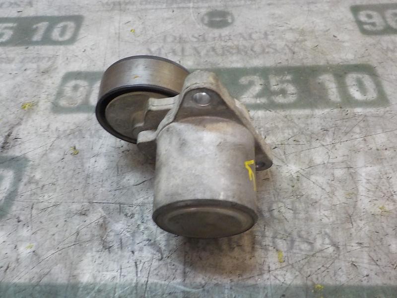 Recambio de tensor correa auxiliar para kia pro_cee´d 2.0 crdi referencia OEM IAM 2528127010  