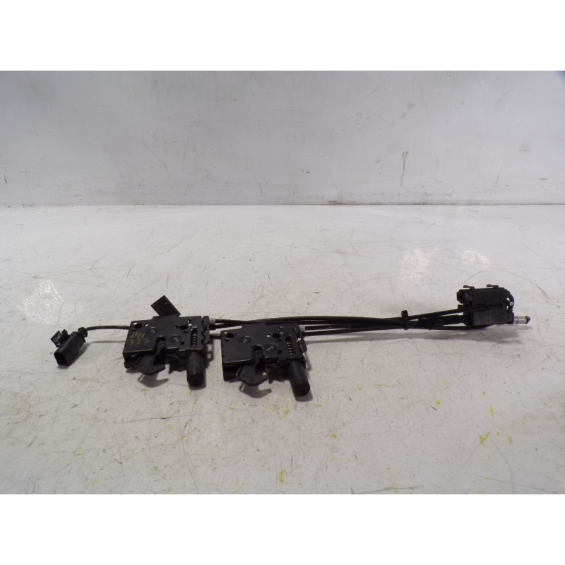 Recambio de cerradura capot para volkswagen polo 1.0 tsi referencia OEM IAM 8S0823509B 8S0823509B 