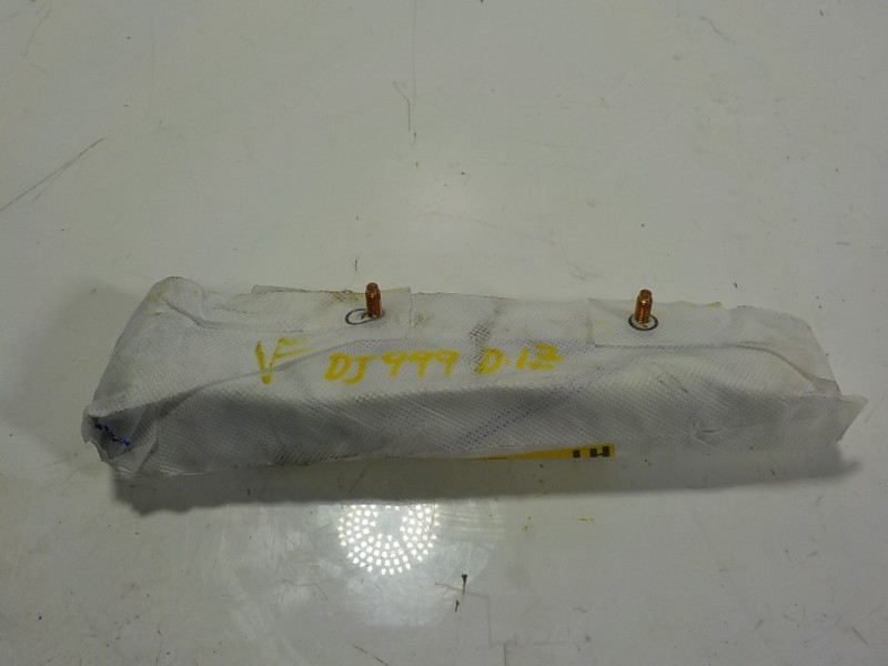 Recambio de airbag lateral delantero izquierdo para toyota yaris hybrid active referencia OEM IAM 739200D062 739200D062 10228951