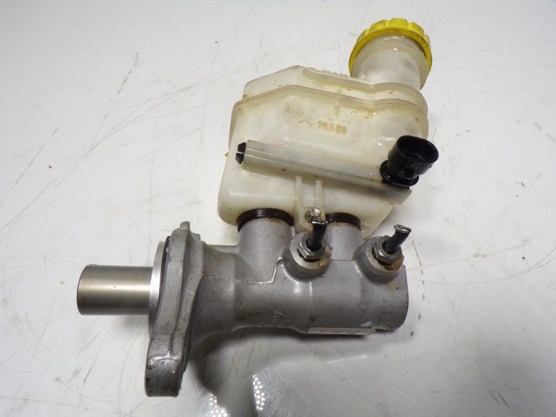 Recambio de bomba freno para fiat nuova 500 (150) 1.2 cat referencia OEM IAM 77364662  