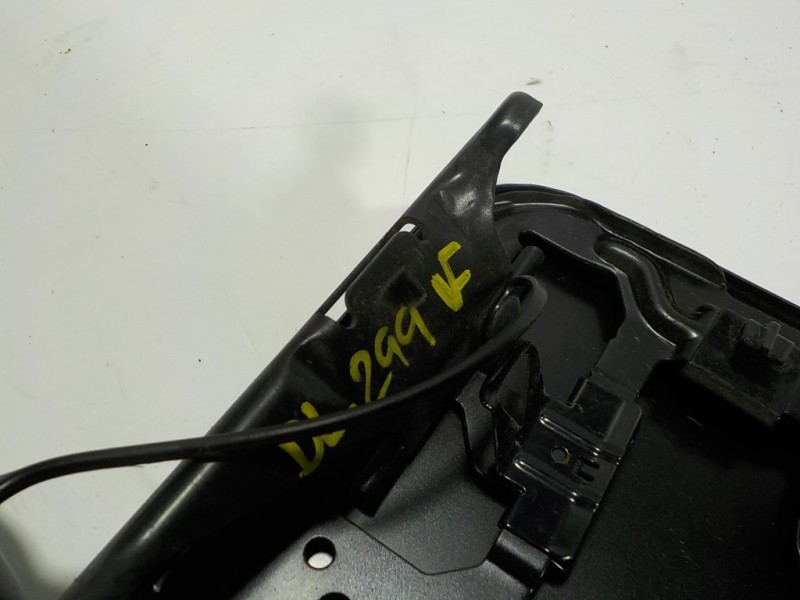 Recambio de tapa combustible para nissan micra (k13) 1.2 cat referencia OEM IAM G88301HBMB  