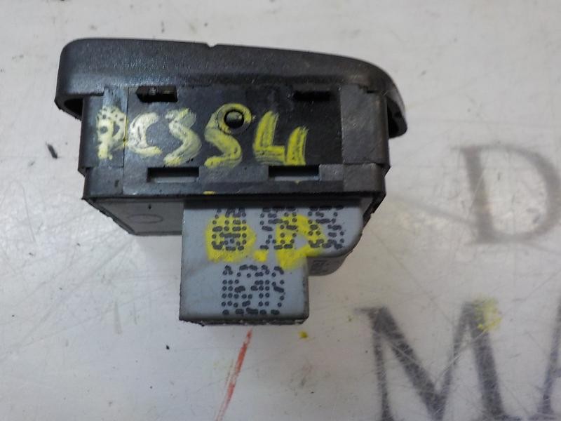 Recambio de mando elevalunas delantero derecho para volkswagen polo (9n3) 1.4 tdi referencia OEM IAM   