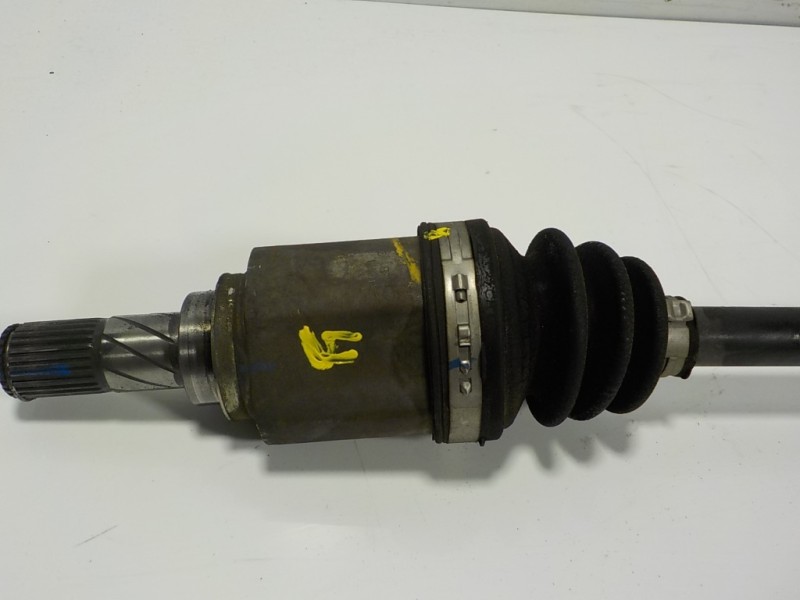 Recambio de transmision derecha para nissan micra (k13) 1.2 cat referencia OEM IAM 391001HC3B 391001HC3B 