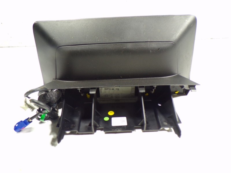 Recambio de pantalla multifuncion para toyota proace city 1.5 dci referencia OEM IAM  98345773ZD 