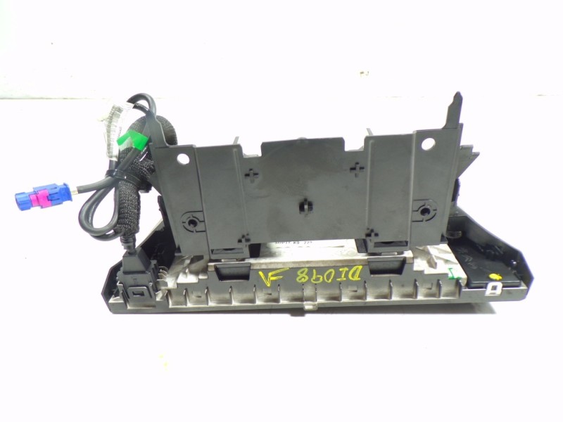 Recambio de pantalla multifuncion para toyota proace city 1.5 dci referencia OEM IAM  98345773ZD 