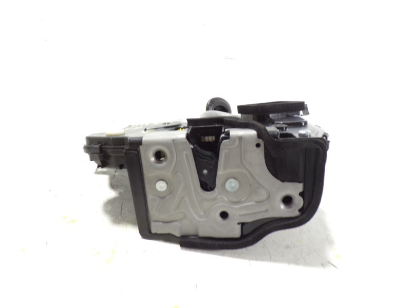 Recambio de cerradura puerta trasera derecha para volkswagen polo 1.0 tsi referencia OEM IAM 10A839016 10A839016 