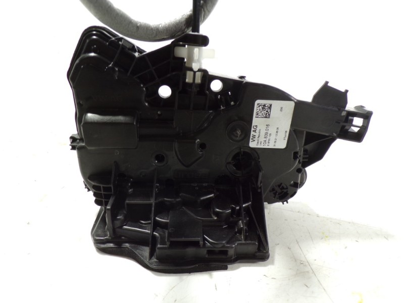 Recambio de cerradura puerta trasera derecha para volkswagen polo 1.0 tsi referencia OEM IAM 10A839016 10A839016 