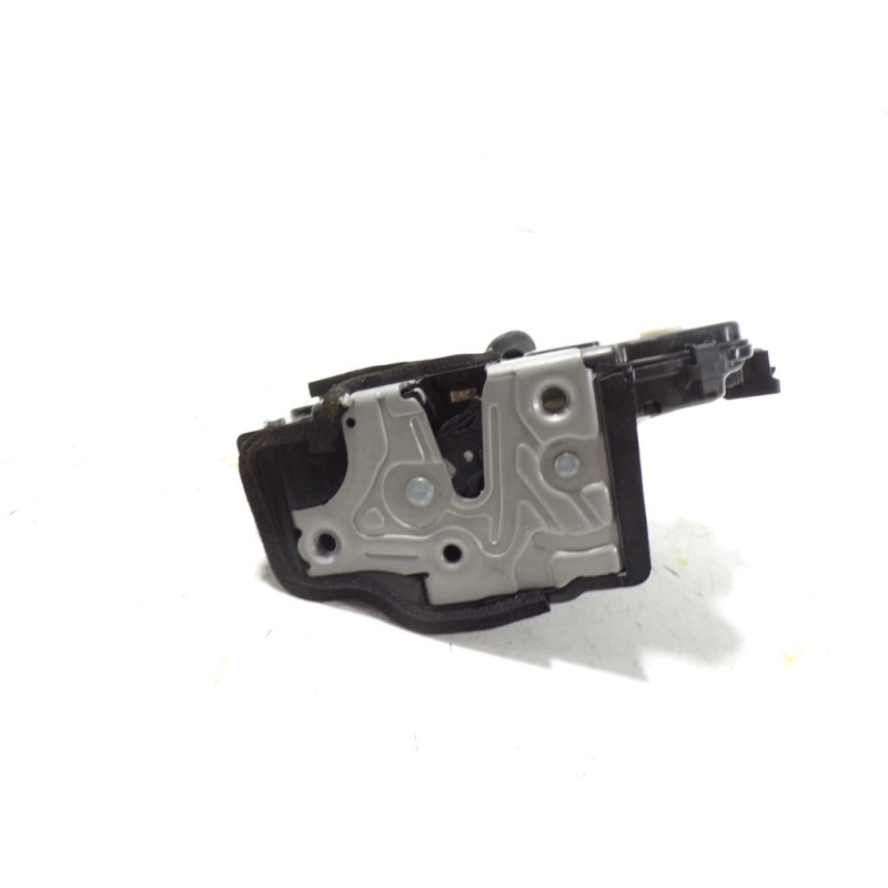 Recambio de cerradura puerta trasera izquierda para volkswagen polo 1.0 tsi referencia OEM IAM 10A839015 10A839015 