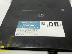 Recambio de caja reles / fusibles para toyota yaris hybrid active referencia OEM IAM 892200D290 892210D470 MB2380009281 2