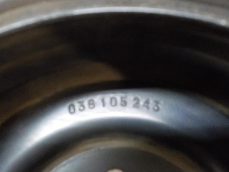 Recambio de polea cigueñal para volkswagen golf vi (5k1) 1.6 tdi referencia OEM IAM 03G105243 038105243 038105243