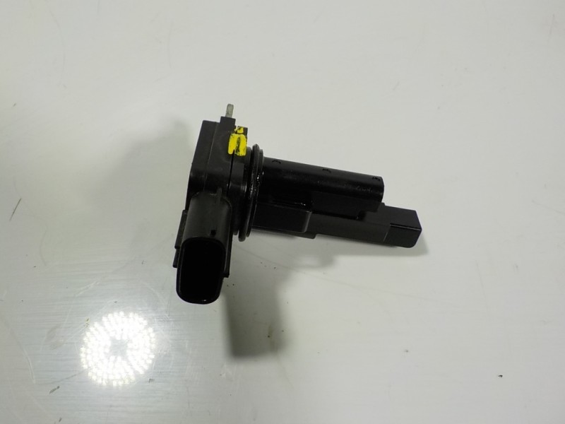 Recambio de caudalimetro para toyota yaris hybrid active referencia OEM IAM 222040V020 222040V020 VN1974005380