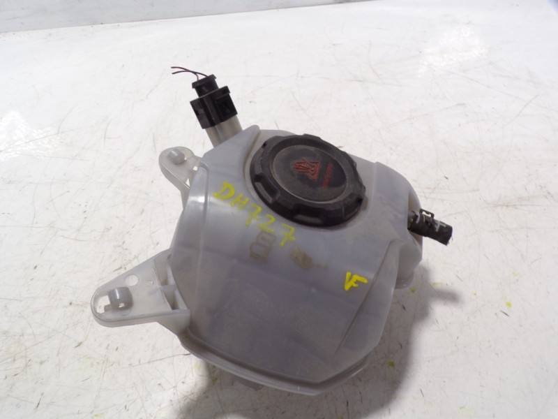 Recambio de deposito expansion para volkswagen polo 1.0 tsi referencia OEM IAM 2Q0121407D  