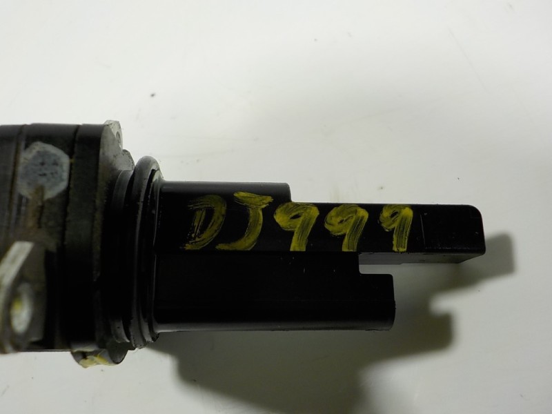 Recambio de caudalimetro para toyota yaris hybrid active referencia OEM IAM 222040V020 222040V020 VN1974005380