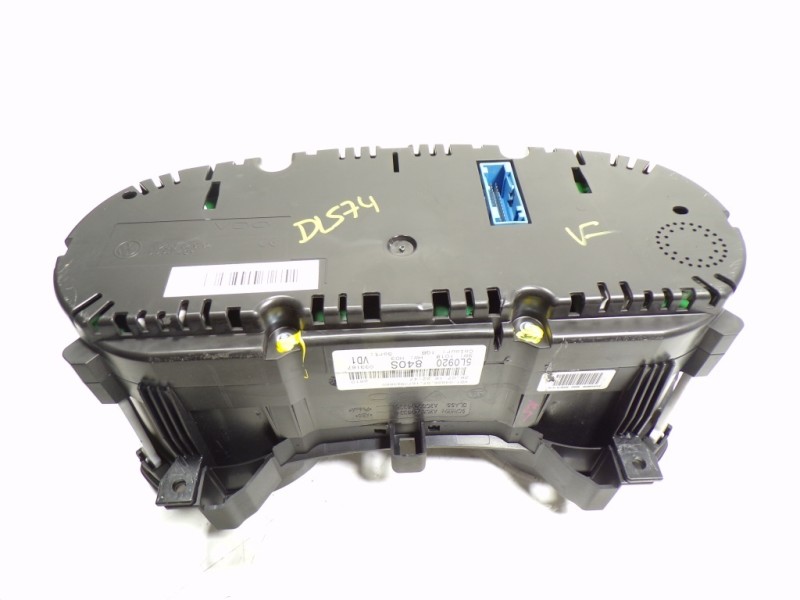Recambio de cuadro instrumentos para skoda yeti 1.2 tsi referencia OEM IAM 5L0920840S1QB 5L0920840S 