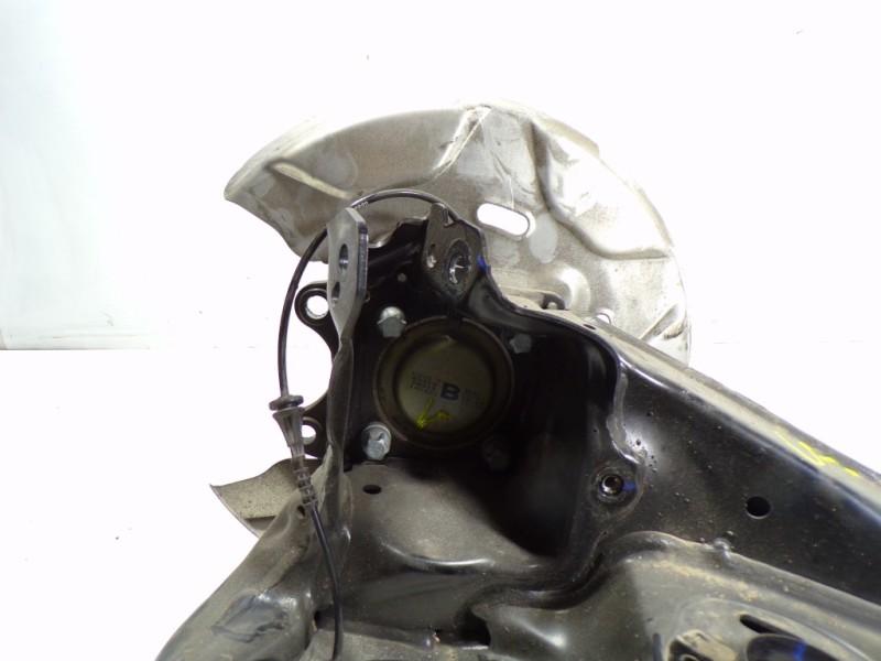 Recambio de mangueta trasera izquierda para bmw serie 2 gran coupe (f44) 220i referencia OEM IAM 33306898963  