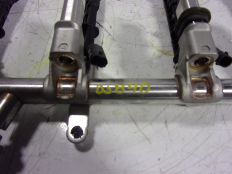 Recambio de rampa inyectora para alfa romeo stelvio (630) executive 4wd referencia OEM IAM 50052930 04893628AC 0261555227