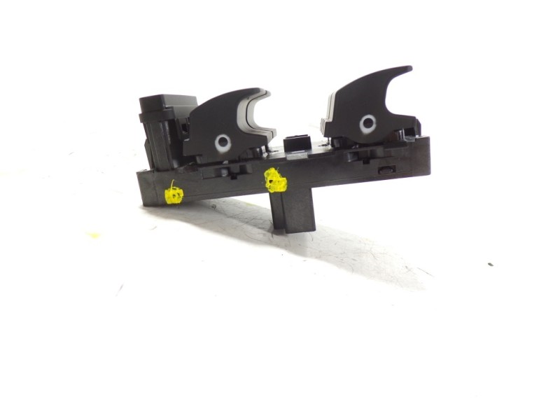 Recambio de mando elevalunas delantero izquierdo para volkswagen polo 1.0 tsi referencia OEM IAM 5G0959857FWHS 5C0959857F 