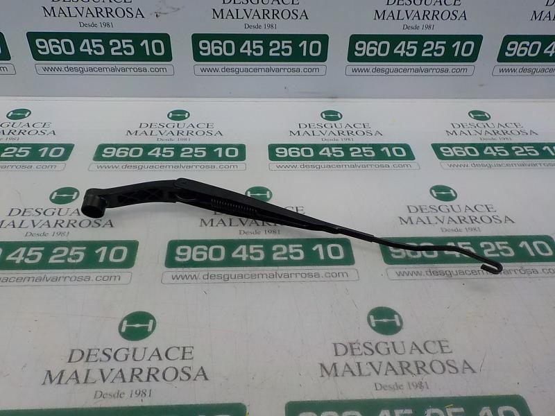 Recambio de brazo limpia delantero izquierdo para kia rio concept referencia OEM IAM 983111W000  
