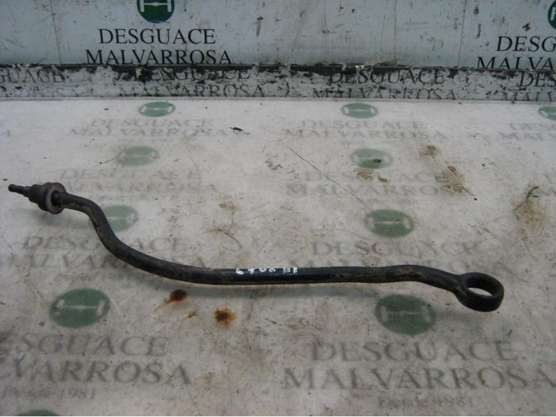 Recambio de brazo suspension superior delantero izquierdo para kia rio ls berlina (5-ptas.) referencia OEM IAM   