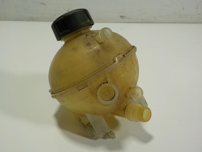 Recambio de deposito expansion para peugeot 508 sw 1.5 blue-hdi fap referencia OEM IAM 9678126080 9678125880 