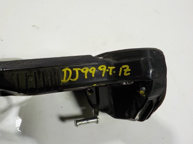 Recambio de cerradura puerta trasera izquierda para toyota yaris hybrid active referencia OEM IAM 690600D310 U2014120F1 161019