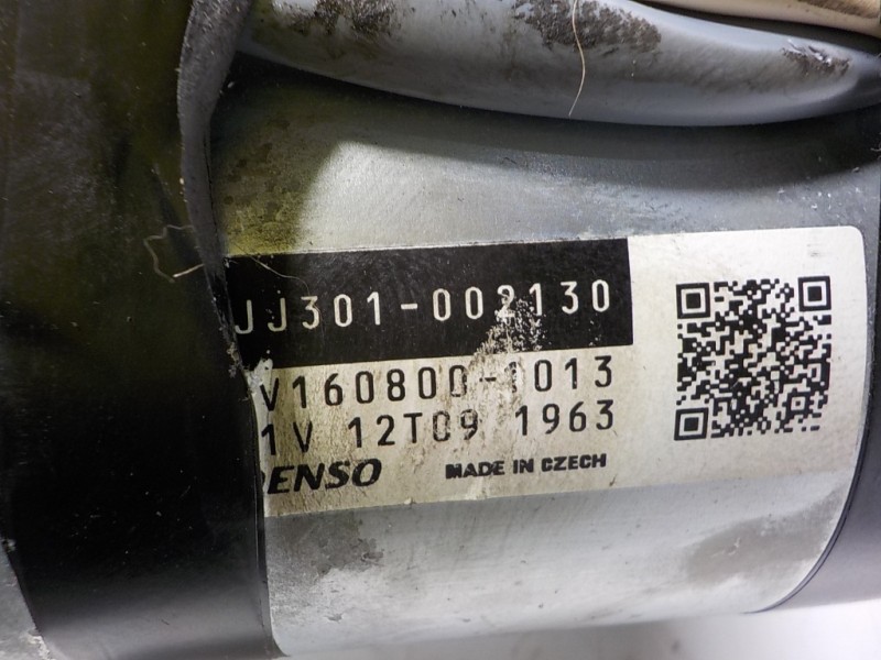 Recambio de columna direccion para toyota yaris hybrid active referencia OEM IAM 4520A0D061 452500D194 V1608001013