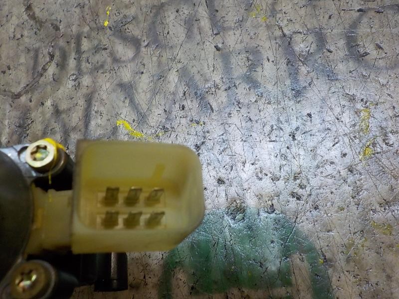 Recambio de motor elevalunas delantero izquierdo para volvo s60 berlina 2.4 diesel cat referencia OEM IAM   