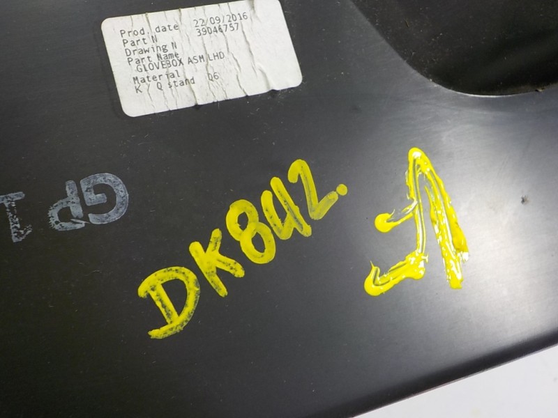 Recambio de guantera para opel astra k lim. 5türig 1.6 cdti dpf referencia OEM IAM 39046757 39046757 