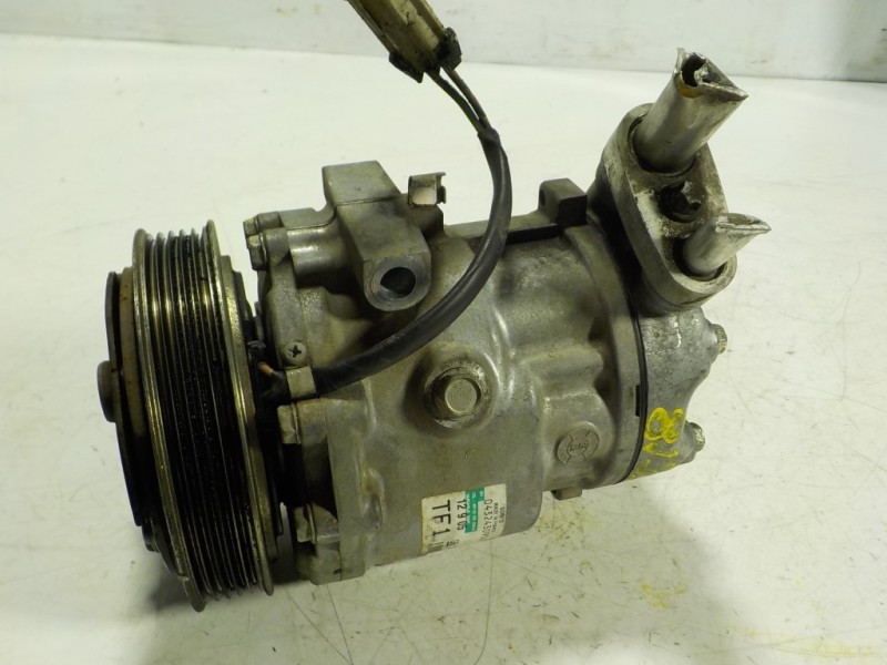 Recambio de compresor aire acondicionado para opel tigra twin top 1.4 16v referencia OEM IAM  24461719 