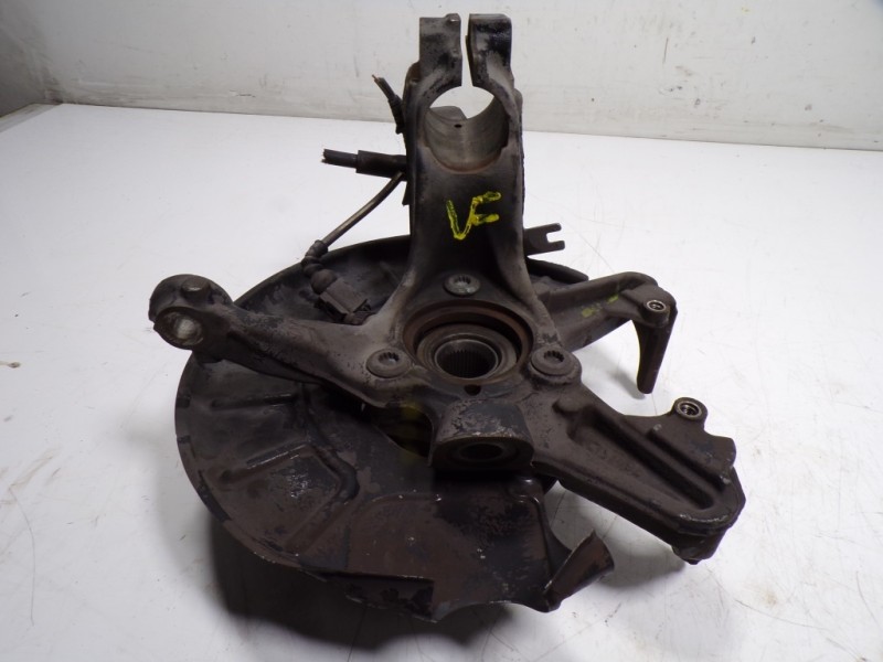 Recambio de mangueta delantera izquierda para skoda yeti 1.2 tsi referencia OEM IAM 1K0407255T  