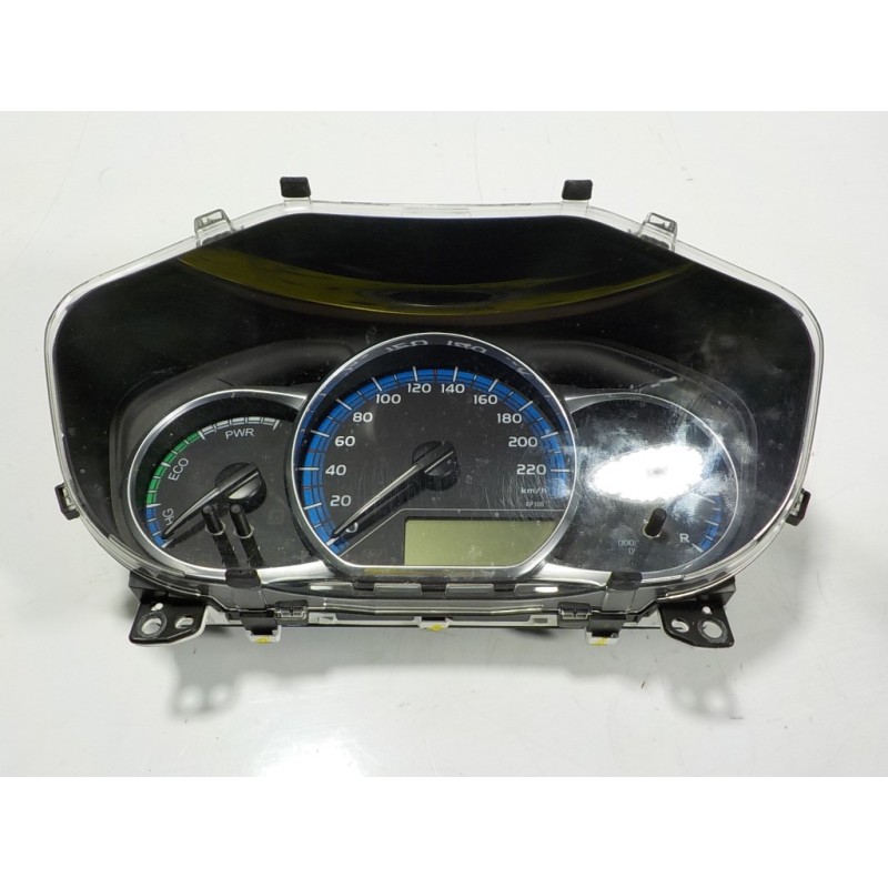 Recambio de cuadro instrumentos para toyota yaris hybrid active referencia OEM IAM 838000UC91 838000UC91 MB1575809050