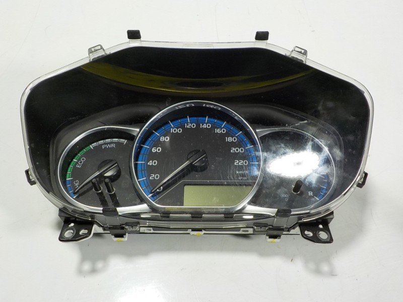 Recambio de cuadro instrumentos para toyota yaris hybrid active referencia OEM IAM 838000UC91 838000UC91 MB1575809050