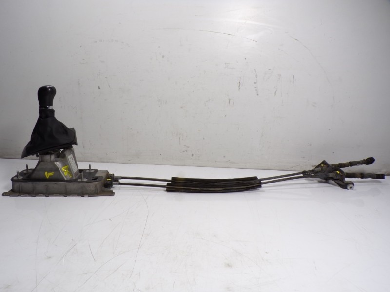 Recambio de palanca cambio para skoda yeti 1.2 tsi referencia OEM IAM 1K0711050A 5K0711049B 