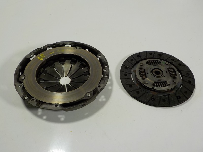 Recambio de kit embrague para fiat nuova 500 (150) 1.2 cat referencia OEM IAM 71779128 55269068 