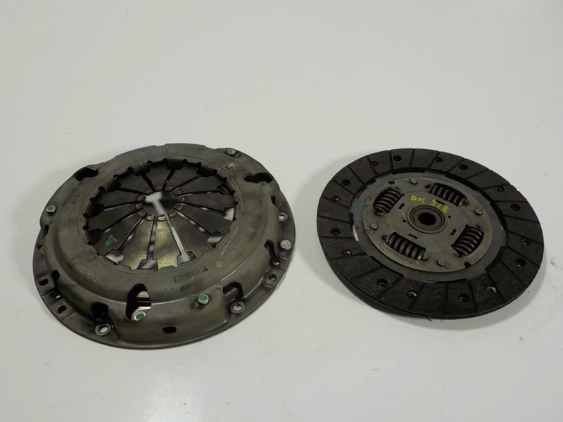 Recambio de kit embrague para fiat nuova 500 (150) 1.2 cat referencia OEM IAM 71779128 55269068 