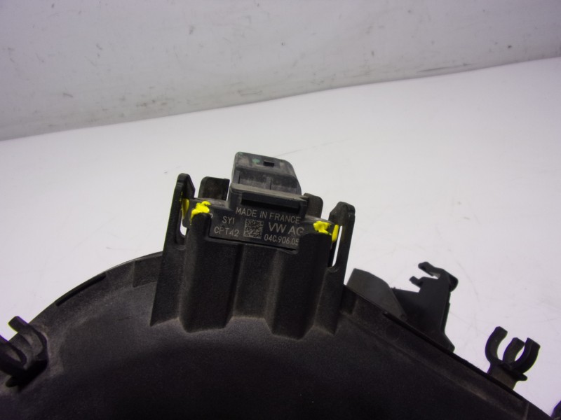 Recambio de tubo intercooler para seat ibiza (kj1) 1.0 tsi referencia OEM IAM  04C145673 