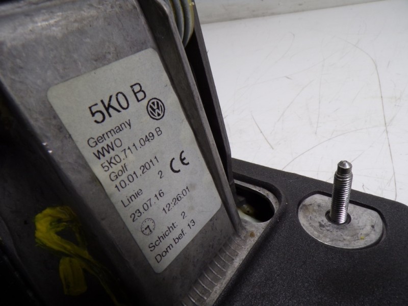 Recambio de palanca cambio para skoda yeti 1.2 tsi referencia OEM IAM 1K0711050A 5K0711049B 