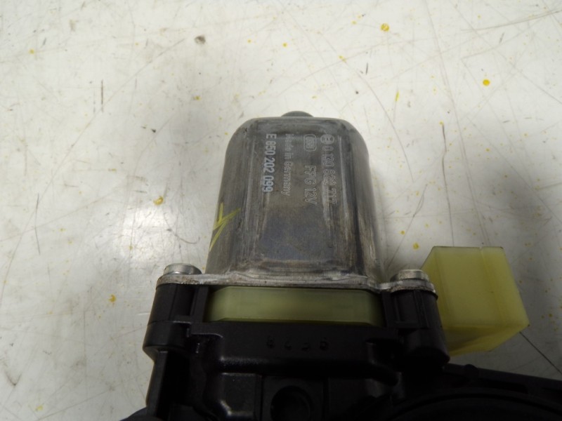 Recambio de motor elevalunas delantero izquierdo para seat leon (5f1) reference referencia OEM IAM 5Q0959801B 5Q0959801B 1308227