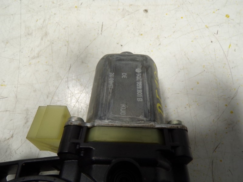 Recambio de motor elevalunas delantero izquierdo para seat leon (5f1) reference referencia OEM IAM 5Q0959801B 5Q0959801B 1308227