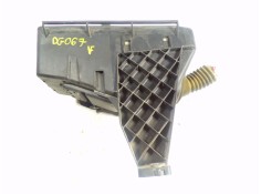 Recambio de caja reles / fusibles para volvo xc90 2.4 diesel cat referencia OEM IAM 8690698 30728132  2