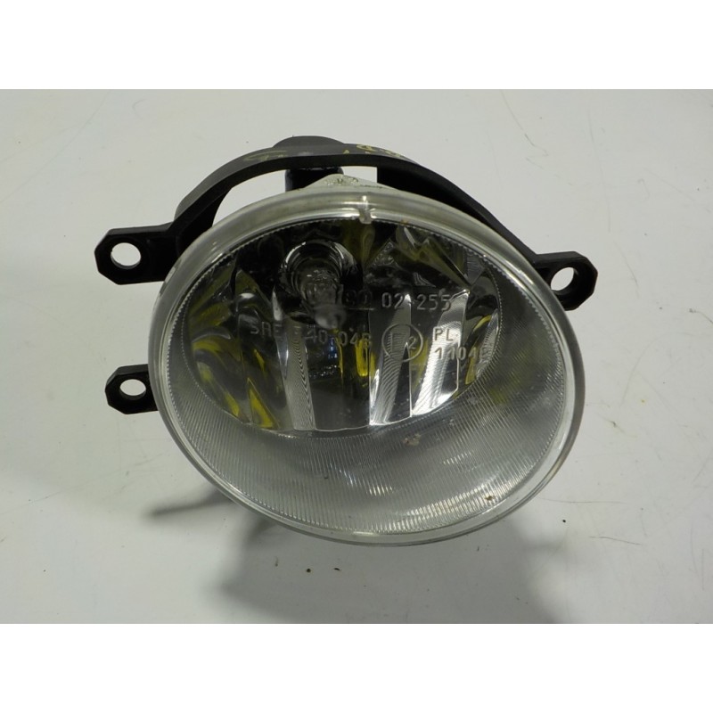 Recambio de faro antiniebla derecho para toyota yaris hybrid active referencia OEM IAM 8121002110 8121002110 89208265