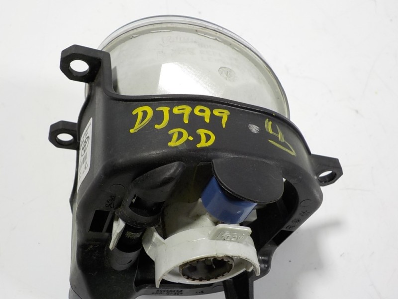 Recambio de faro antiniebla derecho para toyota yaris hybrid active referencia OEM IAM 8121002110 8121002110 89208265
