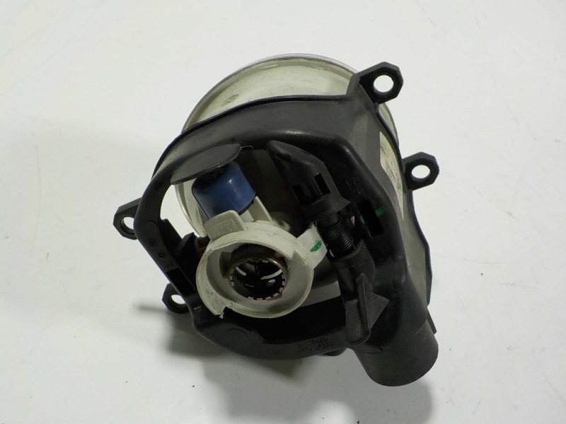 Recambio de faro antiniebla izquierdo para toyota yaris hybrid active referencia OEM IAM 8122002110 8122002110 90008497