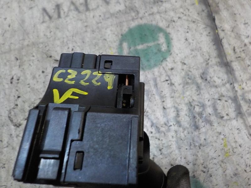 Recambio de mando intermitentes para ford transit mod. 2000 combi 2.4 tde cat referencia OEM IAM   