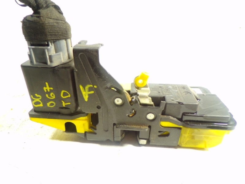 Recambio de cerradura puerta trasera derecha para volvo xc90 2.4 diesel cat referencia OEM IAM 30699756 30699756 