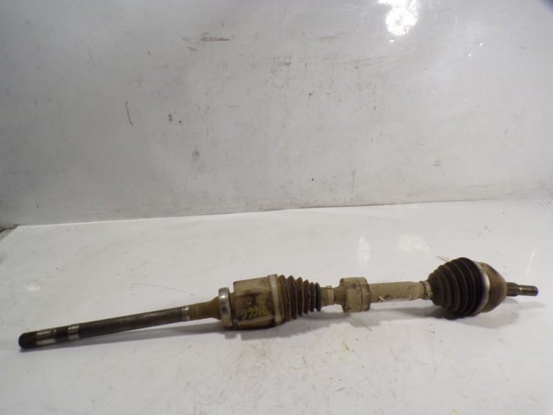 Recambio de transmision derecha para ford kuga (cbv) titanium referencia OEM IAM 1683584 8V413B436AD 