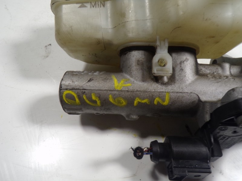 Recambio de bomba freno para skoda fabia 1.0 mpi referencia OEM IAM 6R1611019F  