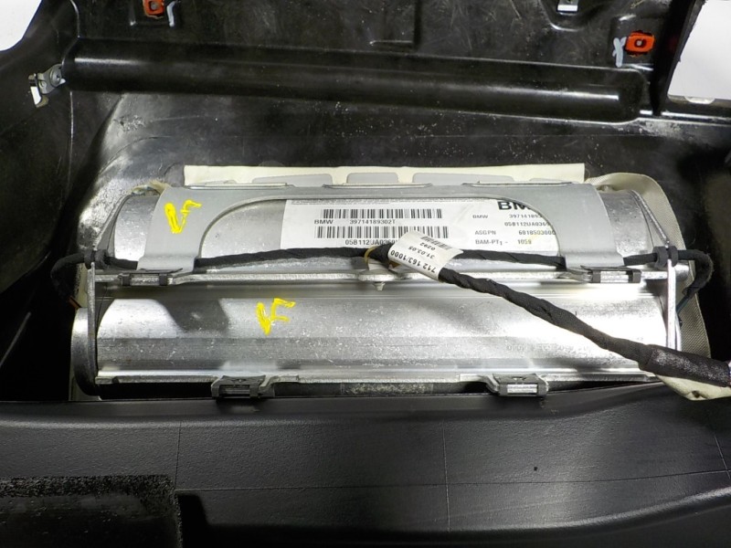 Recambio de salpicadero para bmw serie 7 (e65/e66) 3.0 turbodiesel cat referencia OEM IAM 51457145820 39714189302T 05B112JA0369U