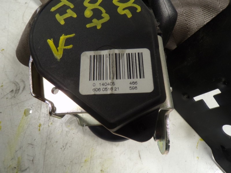 Recambio de cinturon seguridad trasero izquierdo para volvo xc90 2.4 diesel cat referencia OEM IAM 31267531 606051621 